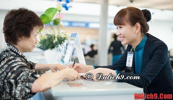 Làm gì để thực hiện thủ tục check in chuyến bay nhanh chóng khi đến muộn?