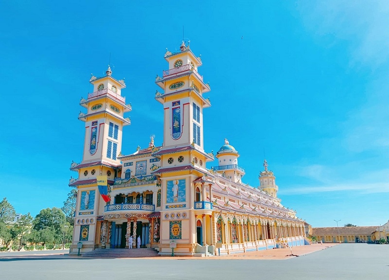 Kinh nghiệm du lịch Tây Ninh, tòa thánh Tây Ninh