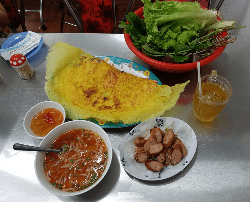 Món ăn ngon lạ ở Sài Gòn. Ăn gì ở TPHCM? Bánh xèo