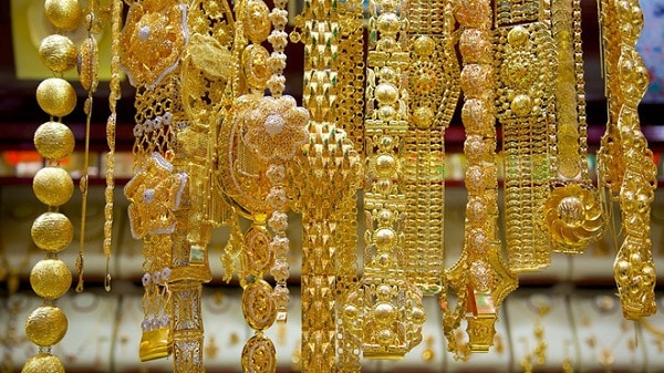 Chợ Gold Souk chứa khoảng 10 tấn vàng