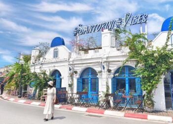 Quán cafe view đẹp ở Hồ Tây. Quán cafe đẹp tại Hồ Tây