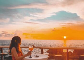 Sunset Sanato Beach Club Phú Quốc - Các quán cafe đẹp ở Phú Quốc
