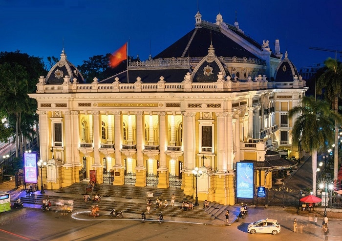 Địa điểm du lịch Hà Nội nổi tiếng, nhà hát lớn Hà Nội