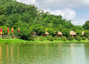 Du lịch, cắm trại ở Bản Xôi dịp 30/4