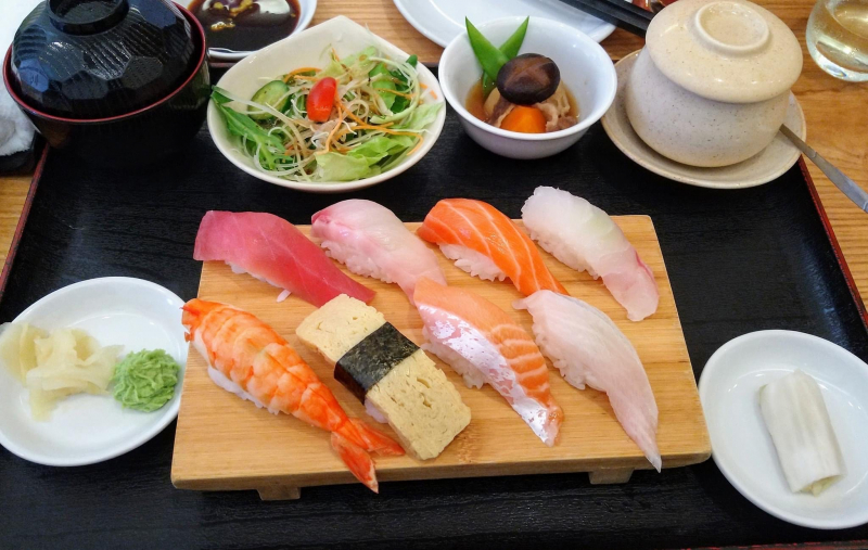 Địa điểm ăn Sushi ngon ở Hà Nội. Nhà hàng Sushidokoro Yutaka