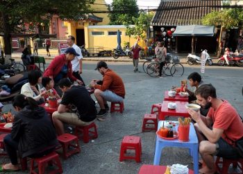 Du lịch Hội An ăn ở đâu ngon, bổ, rẻ, và ăn món gì?