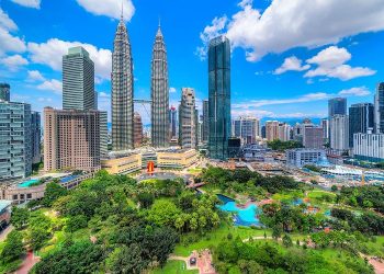 Du lịch Malaysia cần lưu ý gì? Ăn món gì ngon?