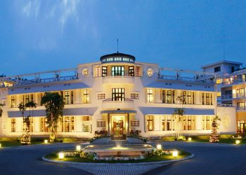 Kinh nghiệm đặt phòng khách sạn giá rẻ khi du lịch Anh