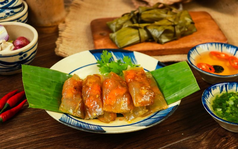 Món ăn đặc sản Việt Nam. Bánh bột lọc