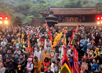 Những lễ hội lớn ở Hà Nội. Lễ hội chùa Hương