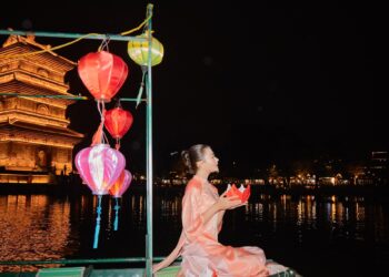 Phố cổ Hoa Lư ở đâu?