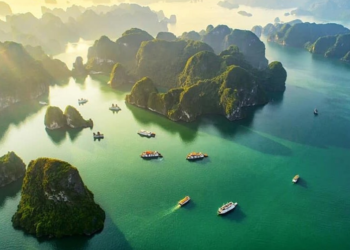 Nên du lịch Hạ Long mùa nào? Thời tiết ở Hạ Long ra sao?