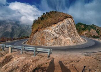 Cung đường phượt hùng vĩ ở đèo Ô Quy Hồ