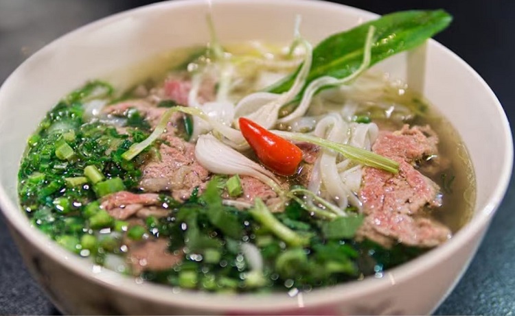 Món ăn ngon mùa đông ở Hà Nội. Mùa đông ăn gì ở Hà Nội? Phở bò