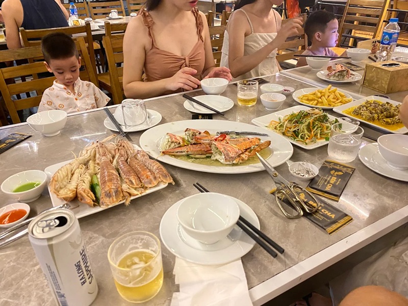 Quán ăn ngon ở Hòn Gai Quảng Ninh. Ở Hòn Gai ăn quán nào ngon rẻ