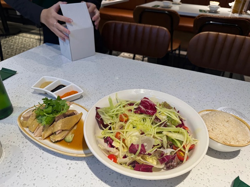 Quán cơm gà ngon ở Phường Sài Gòn, Quán cơm gà bình dân Phường Sài Gòn