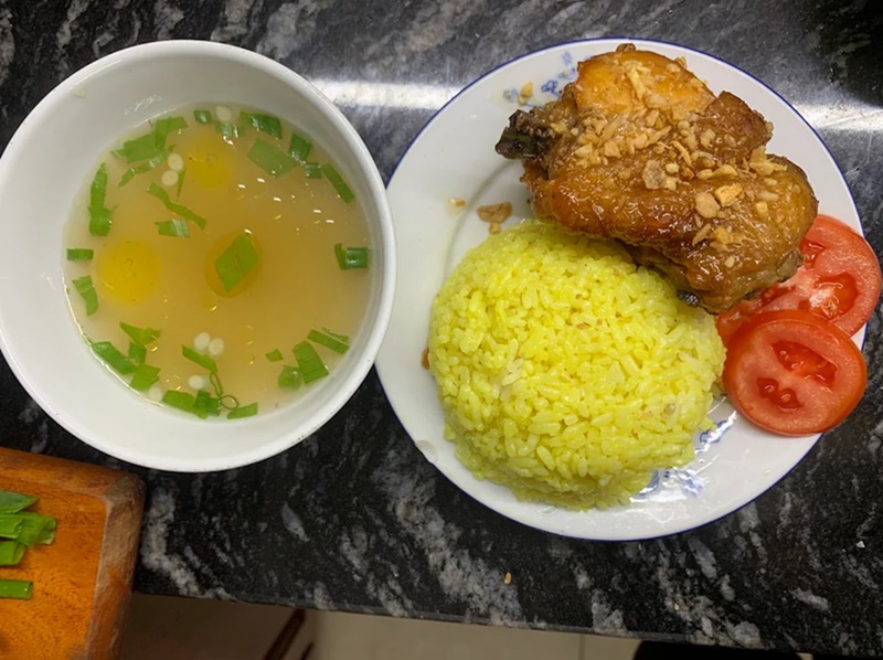 Quán cơm gà ở Phường Sài Gòn. Địa chỉ ăn cơm gà ngon ở Phường Sài Gòn