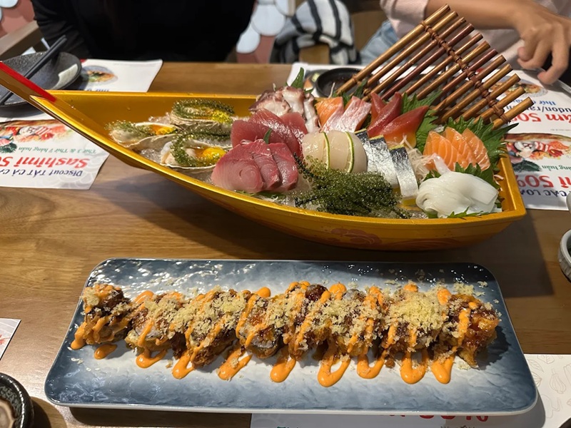 Quán sushi ở Sài Gòn. Quán sushi nổi tiếng ở Sài Gòn