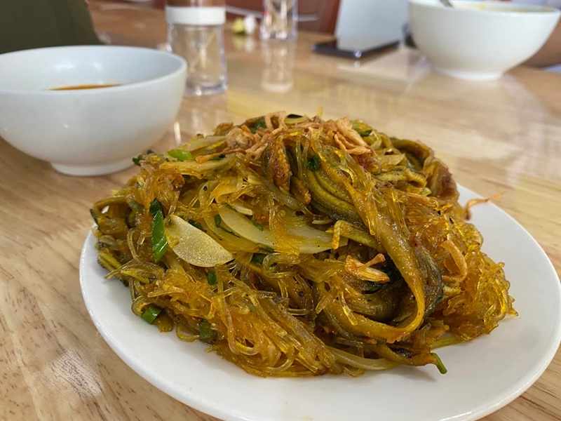 Quán lươn ở Cửa Lò. quán lươn nổi tiếng Cửa Lò