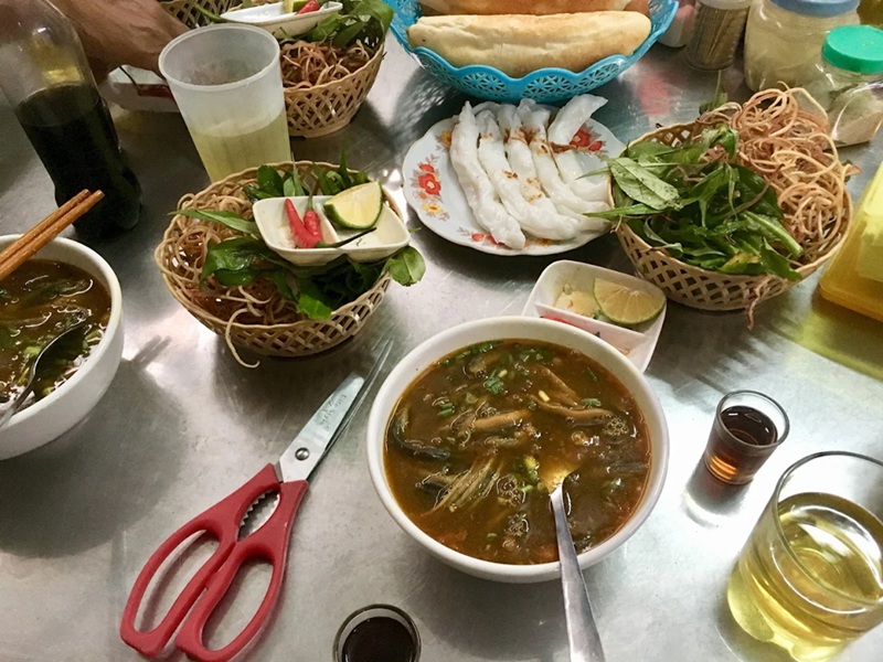 Quán lươn ở Cửa Lò. quán lươn nổi tiếng Cửa Lò