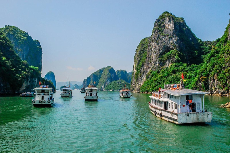 Địa điểm du lịch mùa hè ở Việt Nam. Du lịch mùa hè ở Việt Nam