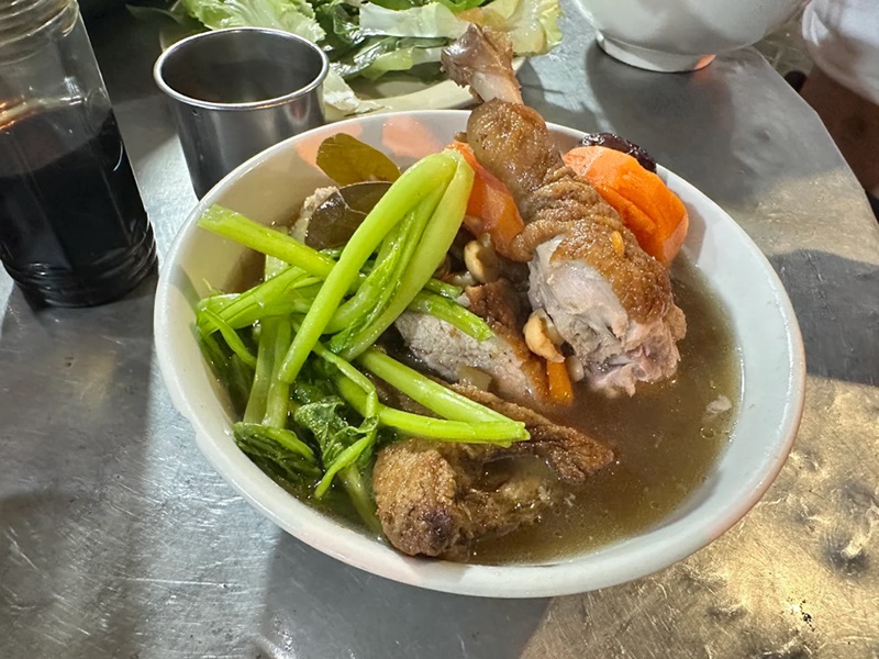 Quán ăn đêm ở Nha Trang. Quán ăn đêm nổi tiếng ở Nha Trang