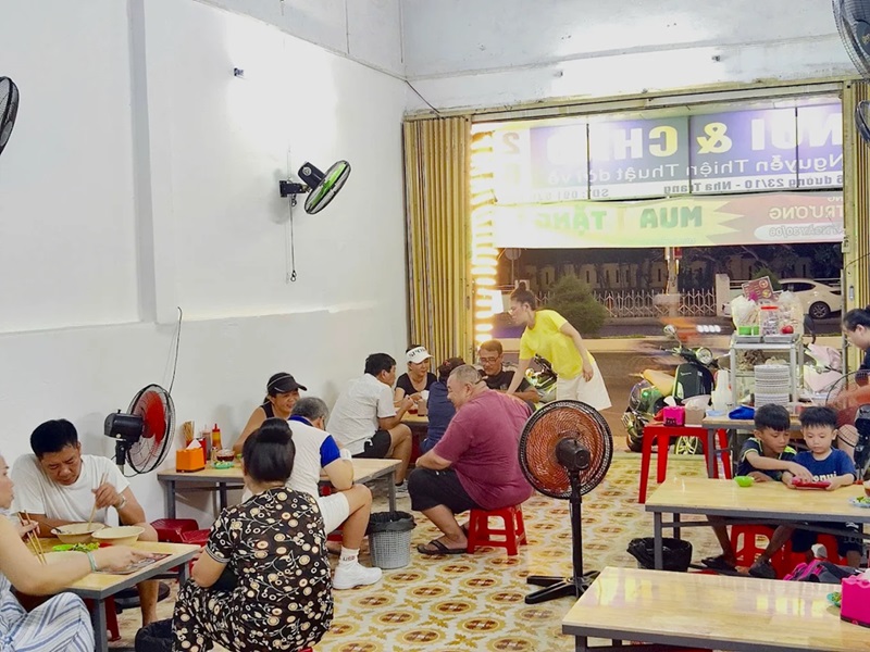 Quán ăn đêm ở Nha Trang. Quán ăn đêm nổi tiếng ở Nha Trang