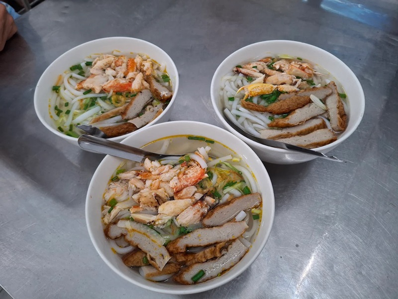 Quán ăn bình dân ở Quy Nhơn. Quán ăn sáng ở Quy Nhơn