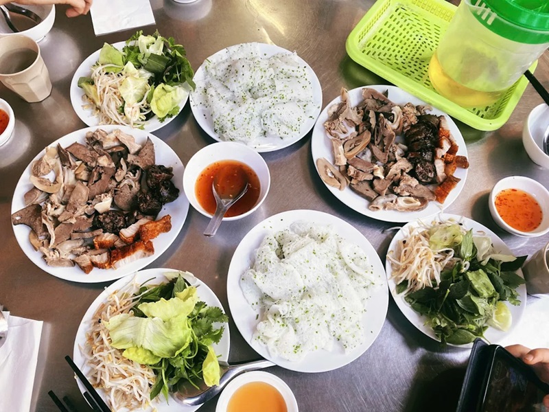 Quán ăn bình dân ở Quy Nhơn. Quán ăn sáng ở Quy Nhơn