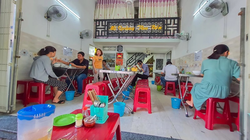 Quán ăn sáng ở Quy Nhơn. quán ăn sáng nổi tiếng ở Quy Nhơn