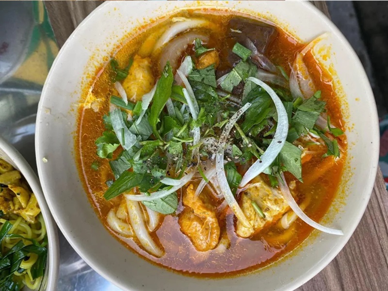 Quán bánh canh cua ở Sài Gòn. Quán bánh canh của nổi tiếng Sài Gòn