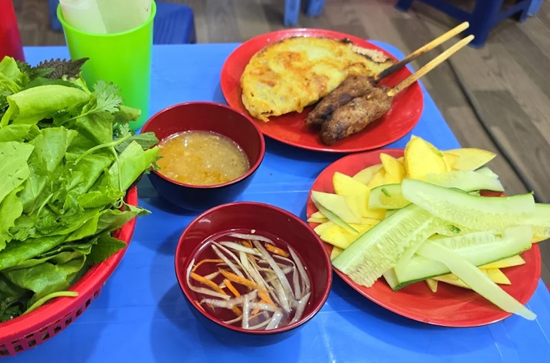 Quán bánh xèo ở Hà Nội. Quán bánh xèo ngon rẻ ở Hà Nội