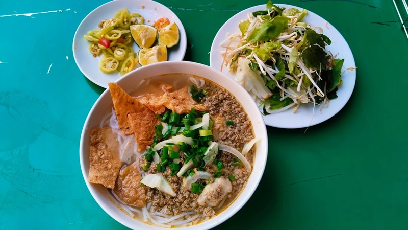 Quán bún ở Quy Nhơn. Ăn bún Quy Nhơn quán nào ngon
